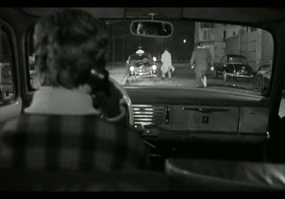 Der Mörder kam um Mitternacht-0066.jpg (63.49 Kio) Vu 21536 fois extrait du film:<br />"un témoin dans la ville"