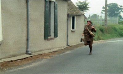 Wo bitte ist die 7. Kompanie geblieben006.jpg (75.34 Kio) Vu 8424 fois extrait du film:<br />"Mais ou est donc passée la 7e compagnie ?"