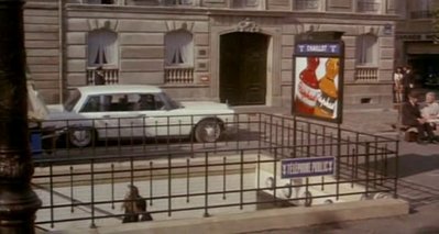 métro Chaillot.jpg (47.19 Kio) Vu 6383 fois extrait du film:<br />"La folle de Chaillot"