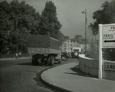 Gas-oil 003-Maisons Alfort.jpg (88.61 Kio) Vu 11957 fois extrait du film:<br />"Gas-Oil"