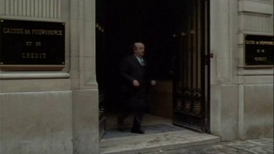 ext001.jpg (54.96 Kio) Vu 7337 fois Extrait du film:<br /> "Elle boit pas, elle fume pas, elle drague pas, mais... elle cause!"