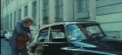Der lange Blonde mit den roten Haaren080.jpg (62.59 Kio) Vu 11105 fois extrait du film:<br />"La moutarde me monte au nez"