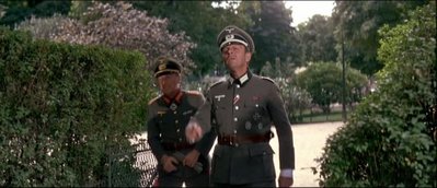 die grosse sause-019.jpg (89.72 Kio) Vu 16761 fois extrait du film:<br />"La grande vadrouille"