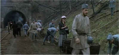 Das Leben und nichts anderes002.jpg (73.51 Kio) Vu 10741 fois extrait du film:<br />"La vie et rien d'autre"