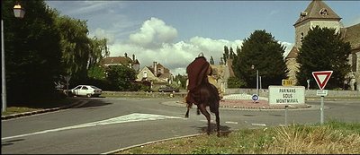 Die Besucher001.jpg (115.41 Kio) Vu 10088 fois extrait du film:<br />"Les Visiteurs"